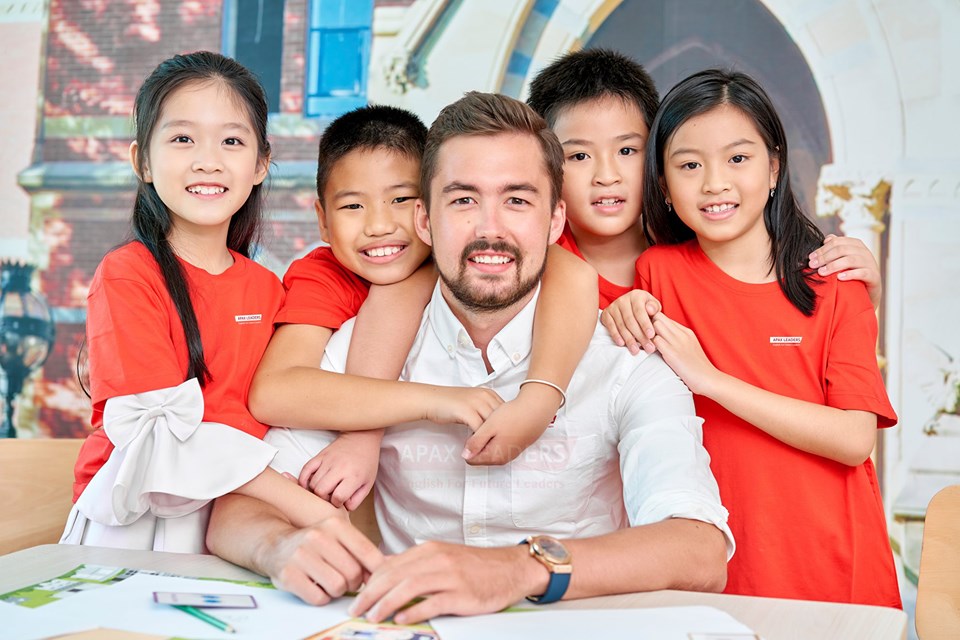 CÔNG TY CỔ PHẦN ANH NGỮ APAX