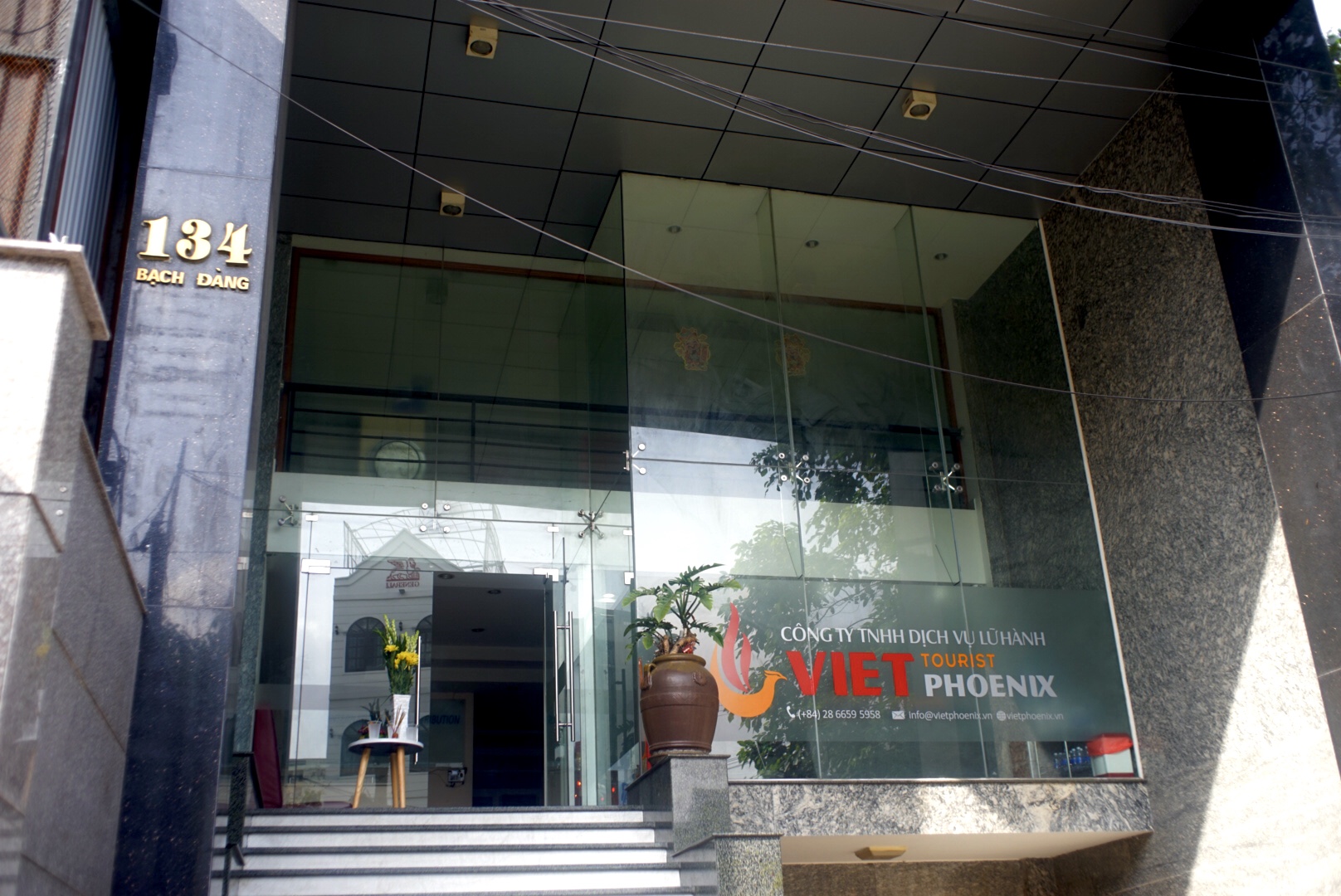 Công Ty Tnhh Dịch Vụ Lữ Hành VIET PHOENIX