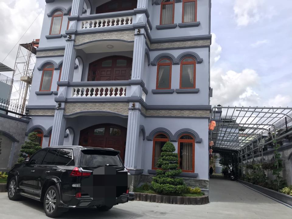 Nhà Hàng Tân Xuân