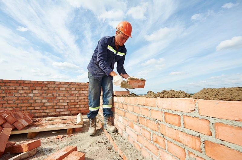 nhân viên xây dựng tại Bình Thuận